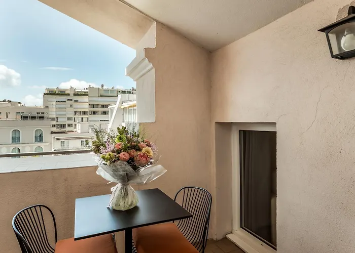 Hotel Moliere Cannes